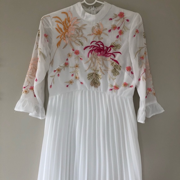 ASOS Maternity Embroidered Pleated Midi Dress - Picture 7 of 11